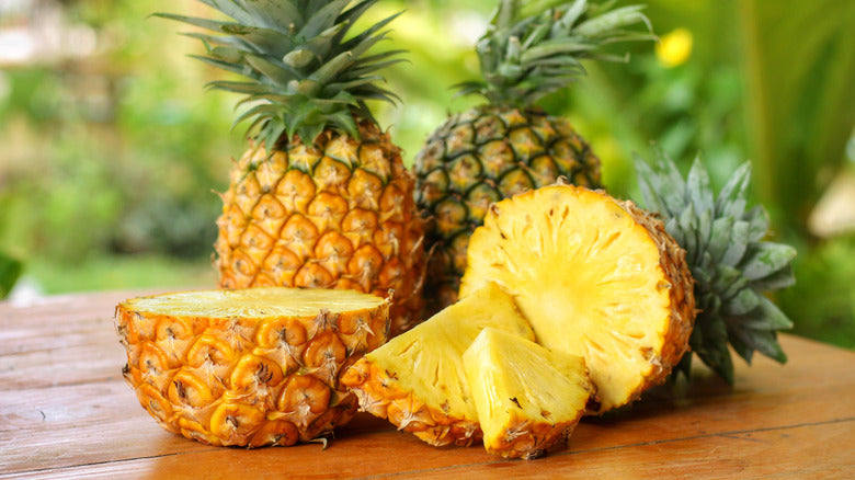 PINEAPPLE